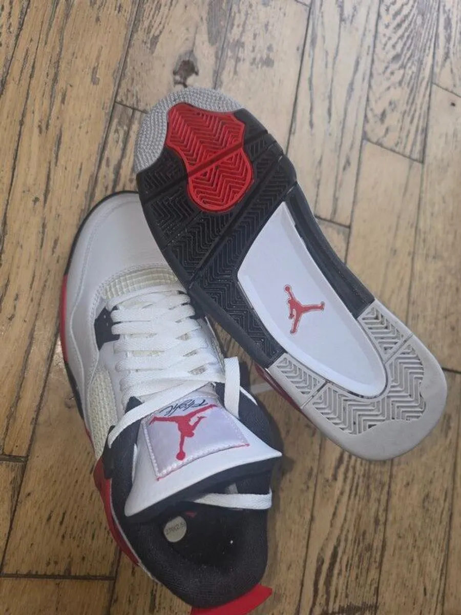 Jordan 4 Retro ( Red Cement ) - Image 4