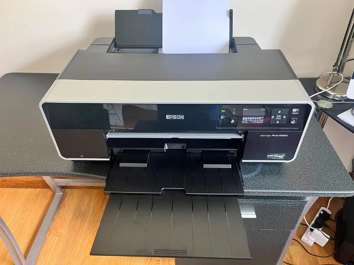 Photo printer Epson R3000+A3 & A4 photo paper - Image 3