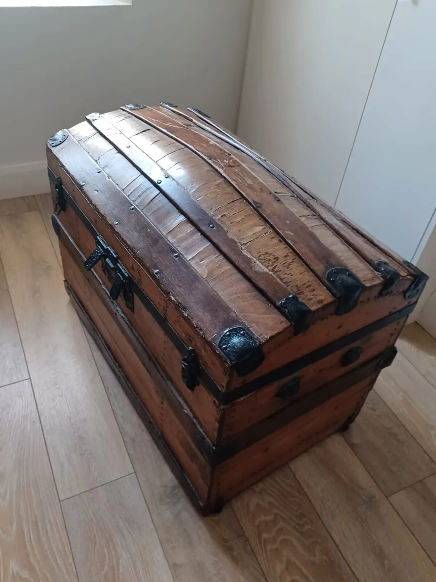 Seaman's Chest - Image 2
