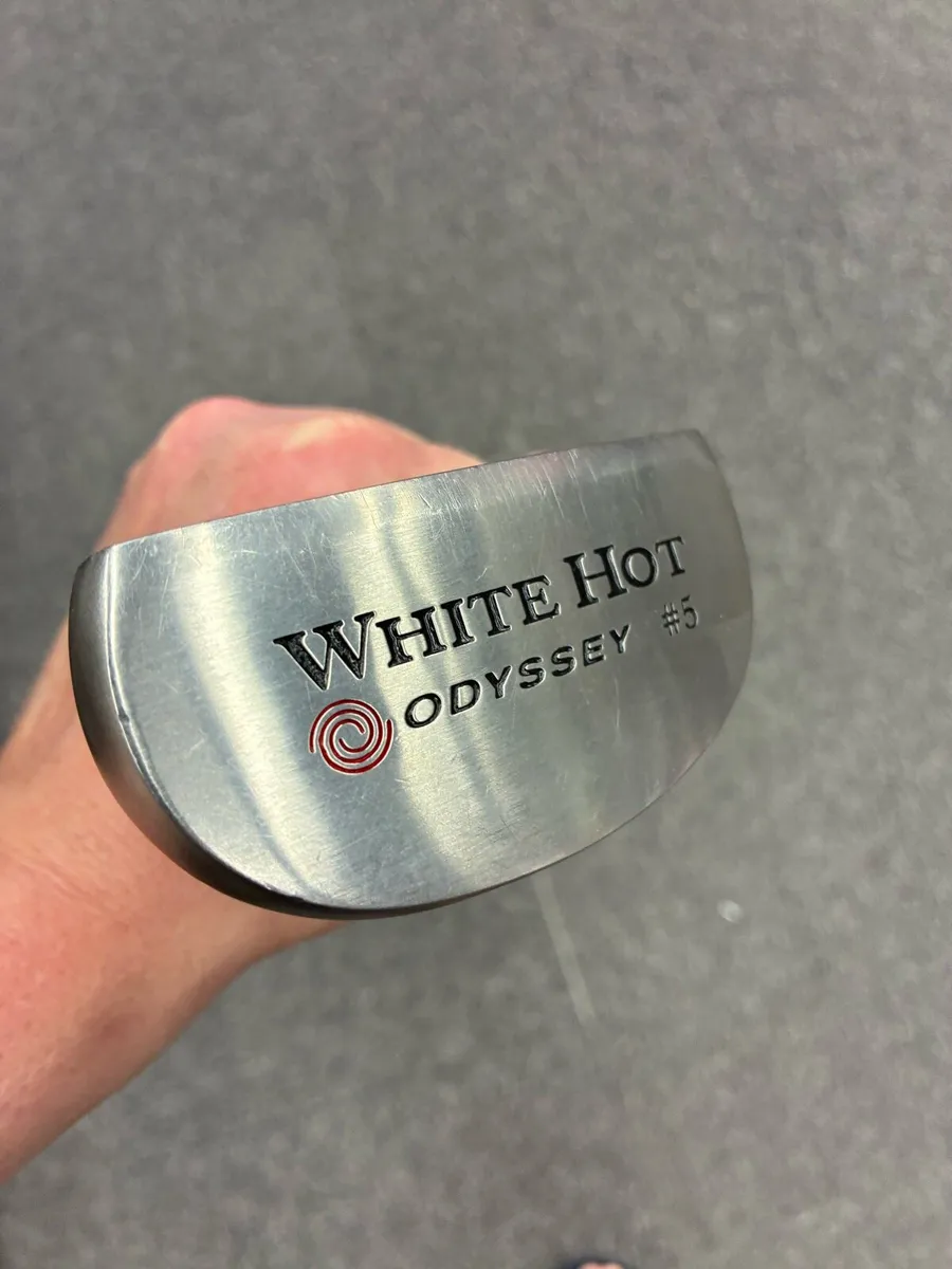 Odyssey white 5 putter Incredible condition - Image 1