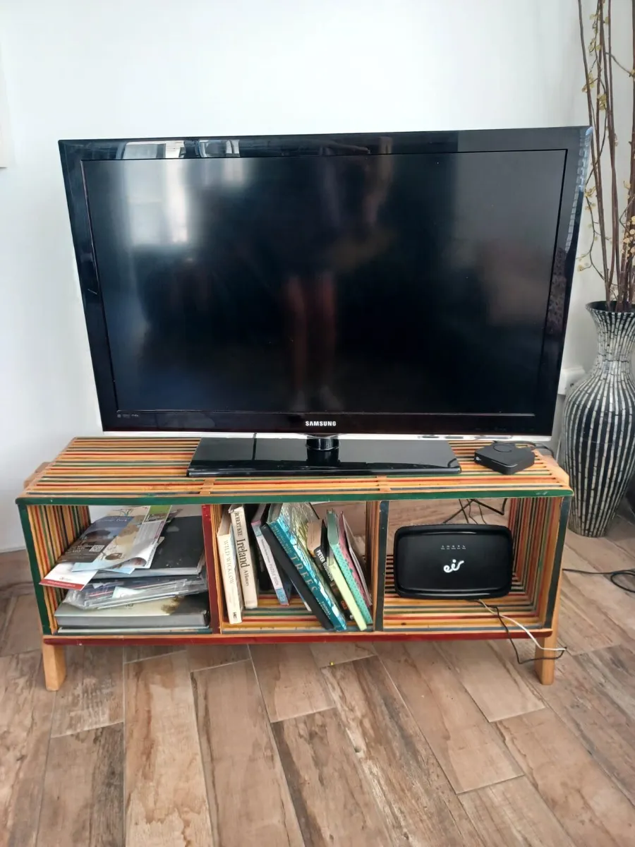 Tv unit and side tables - Image 3