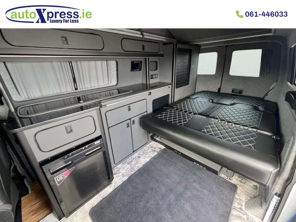 Volkswagen Transporter 4WD Camper VAN LWB 3000 Aut - Image 4