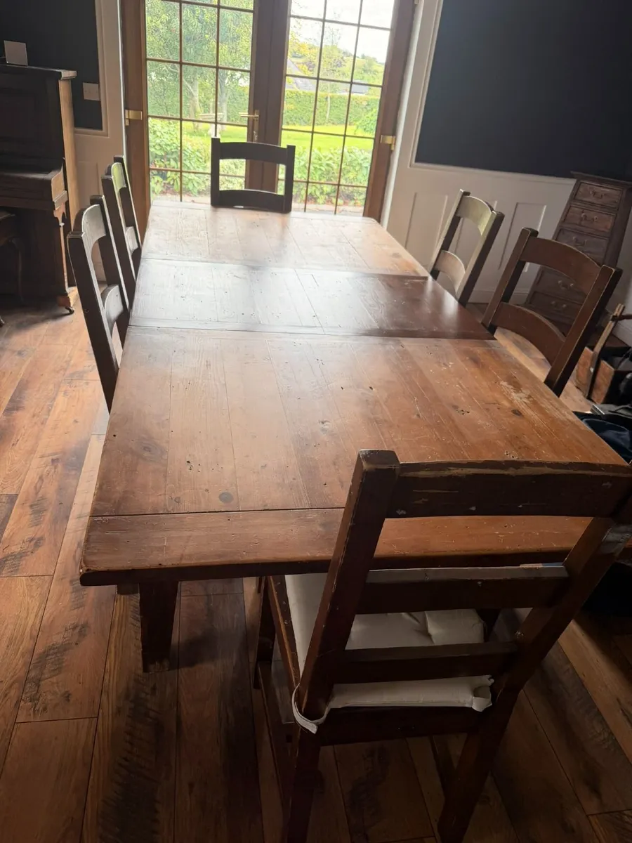 Kitchen table & chairs - Image 2