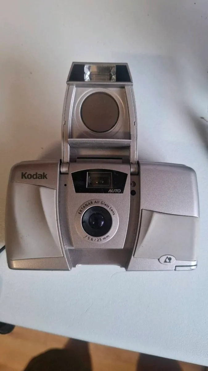 Selection of cameras - Image 2