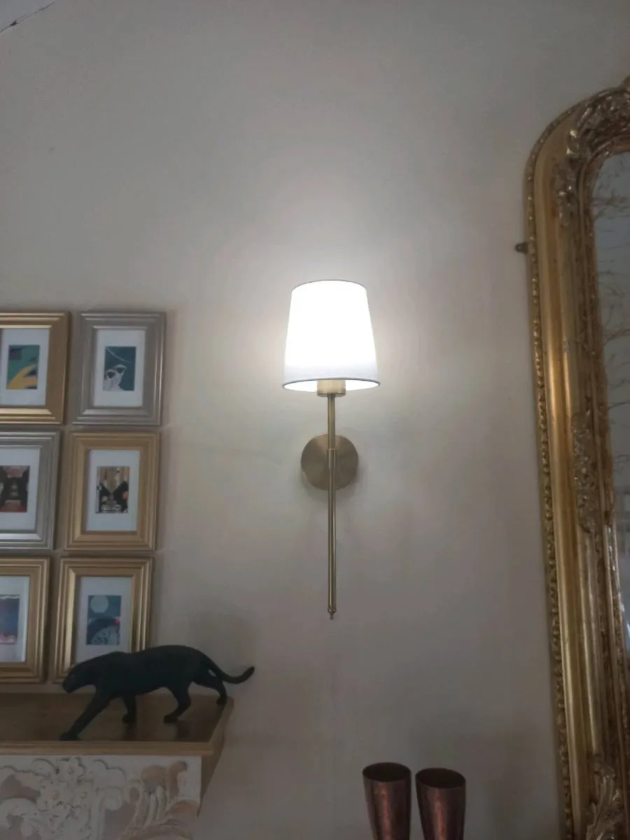 4 rechargeable brushed gold wall sconces - Image 4