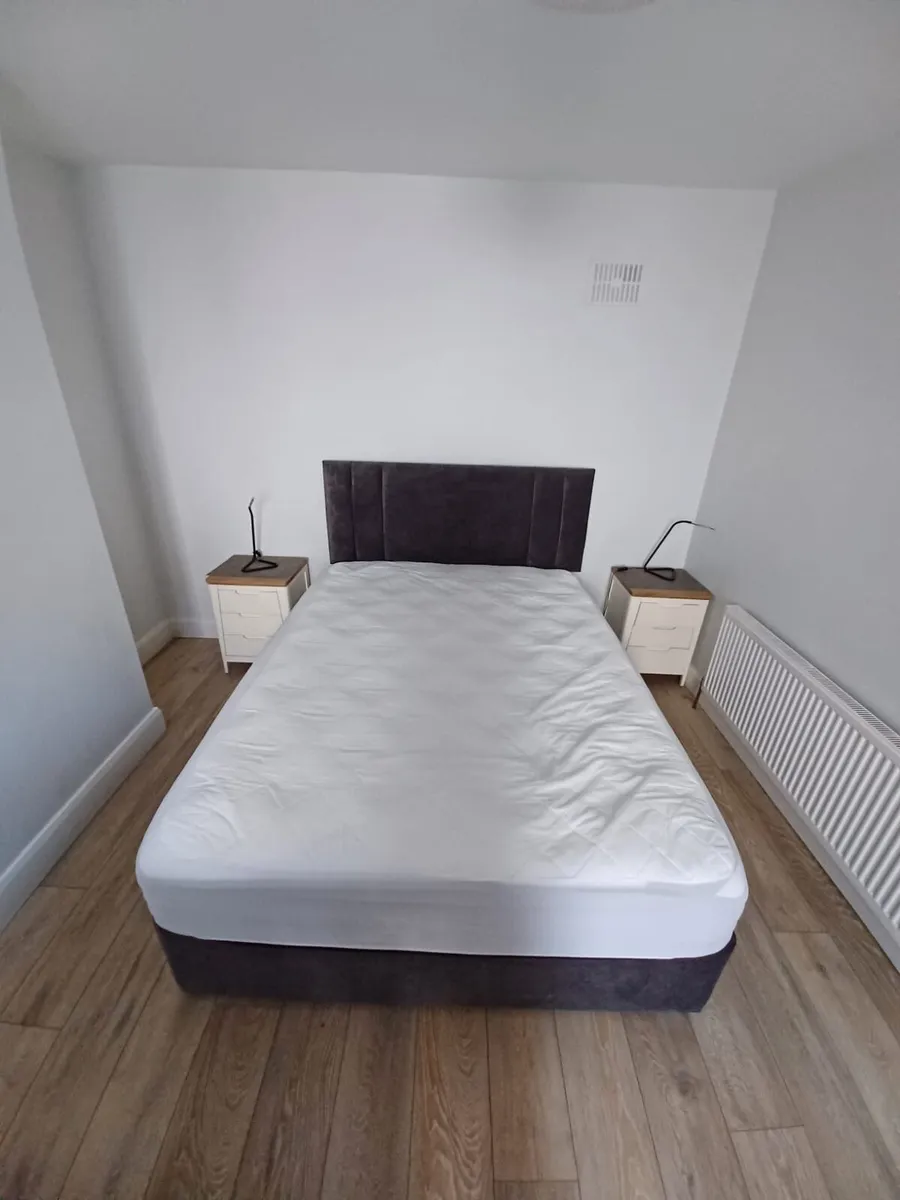 Beds and Headbords - Image 2