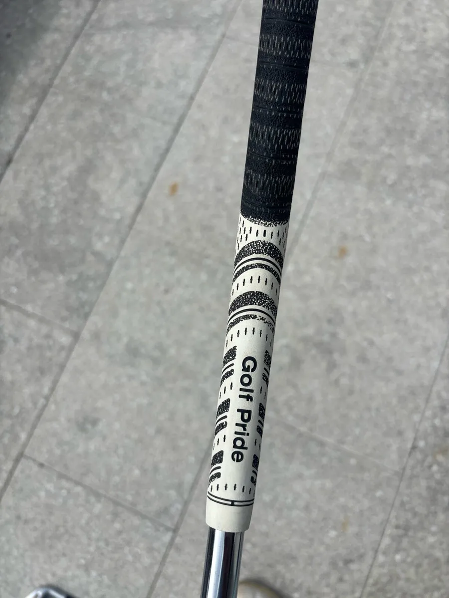 Srixon ZXi4 irons - Image 4