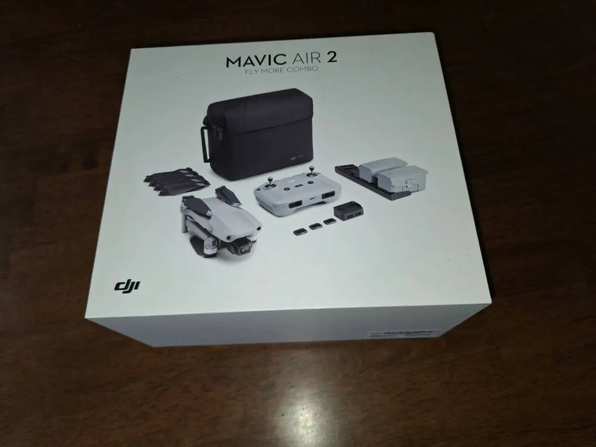 DJI MAVIC AIR 2 - FLY MORE COMBO - Image 1