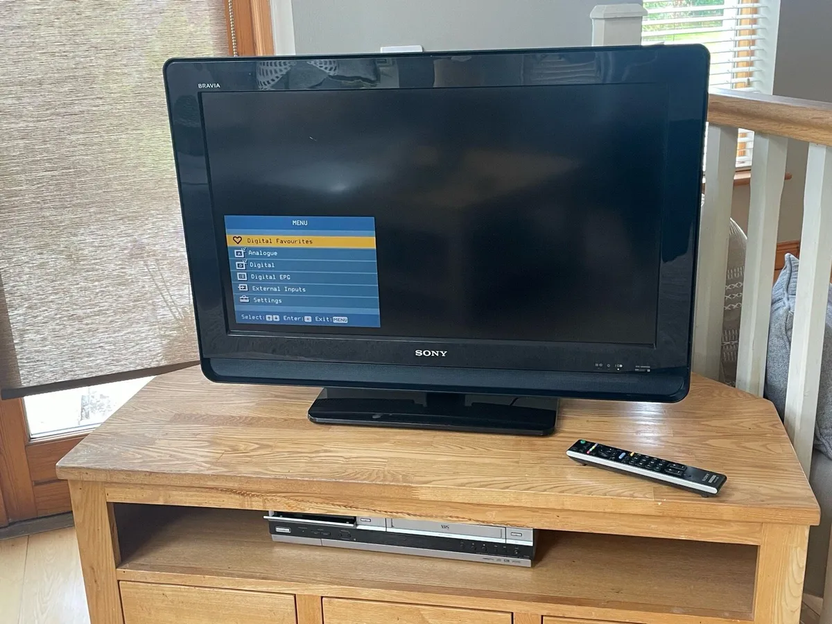 Sony 32” TV - Image 3