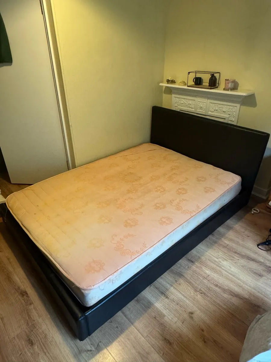 Double bed