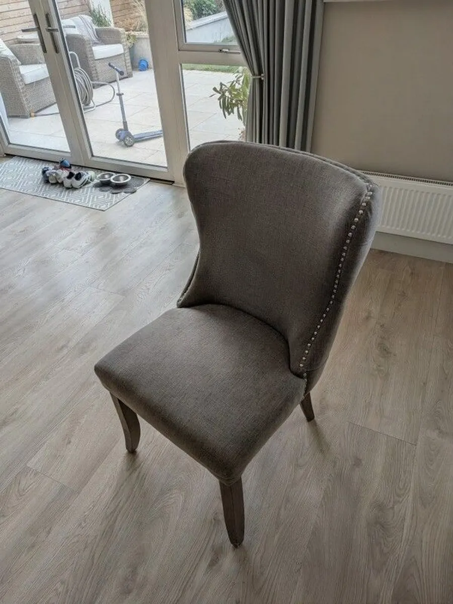 6 dining chairs - Image 2