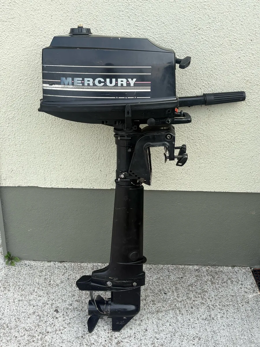 Mercury 4hp outboard - Image 2