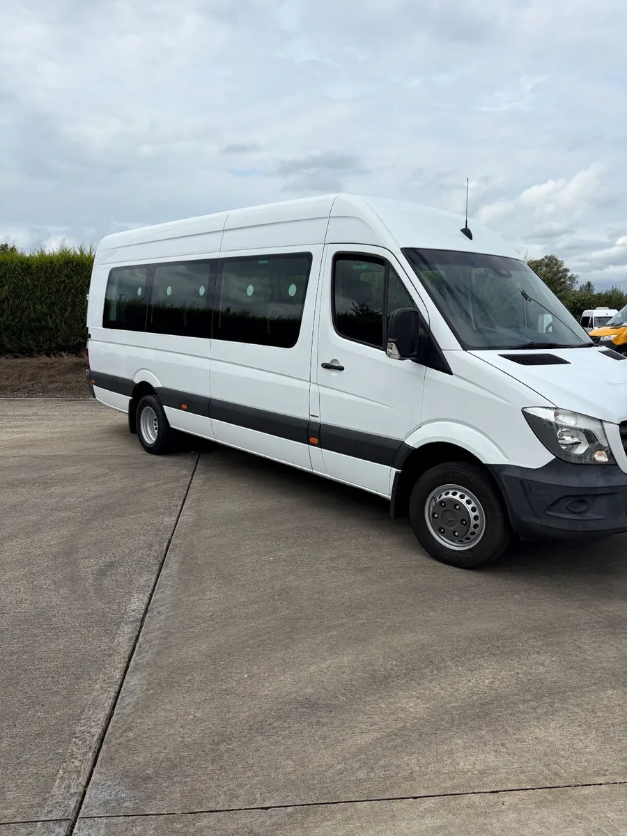 Mercedes-Benz Sprinter 514CDI Minibus - Image 2