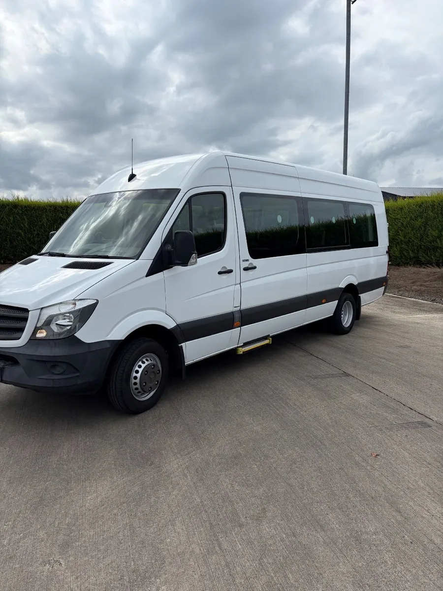 Mercedes-Benz Sprinter 514CDI Minibus - Image 1