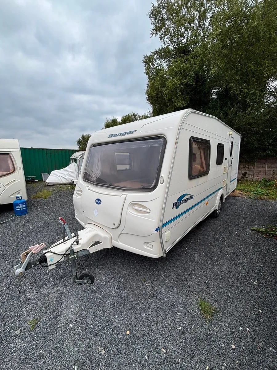 BARGAIN Bailey Ranger 5 Berth Caravan - Image 2