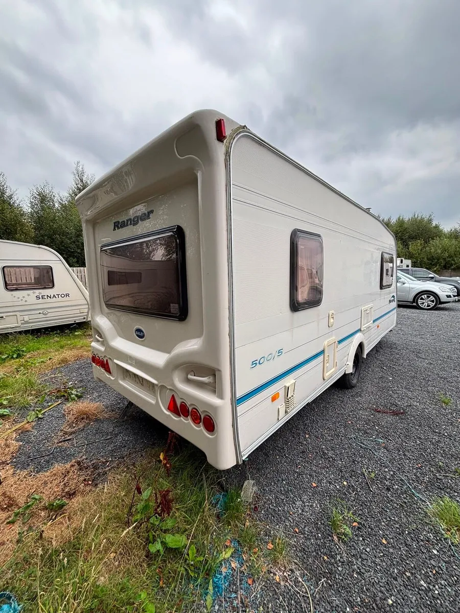 BARGAIN Bailey Ranger 5 Berth Caravan - Image 4