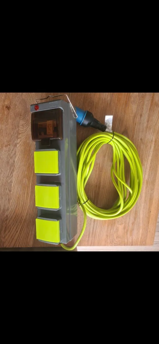 Campers electric hook up - Image 1