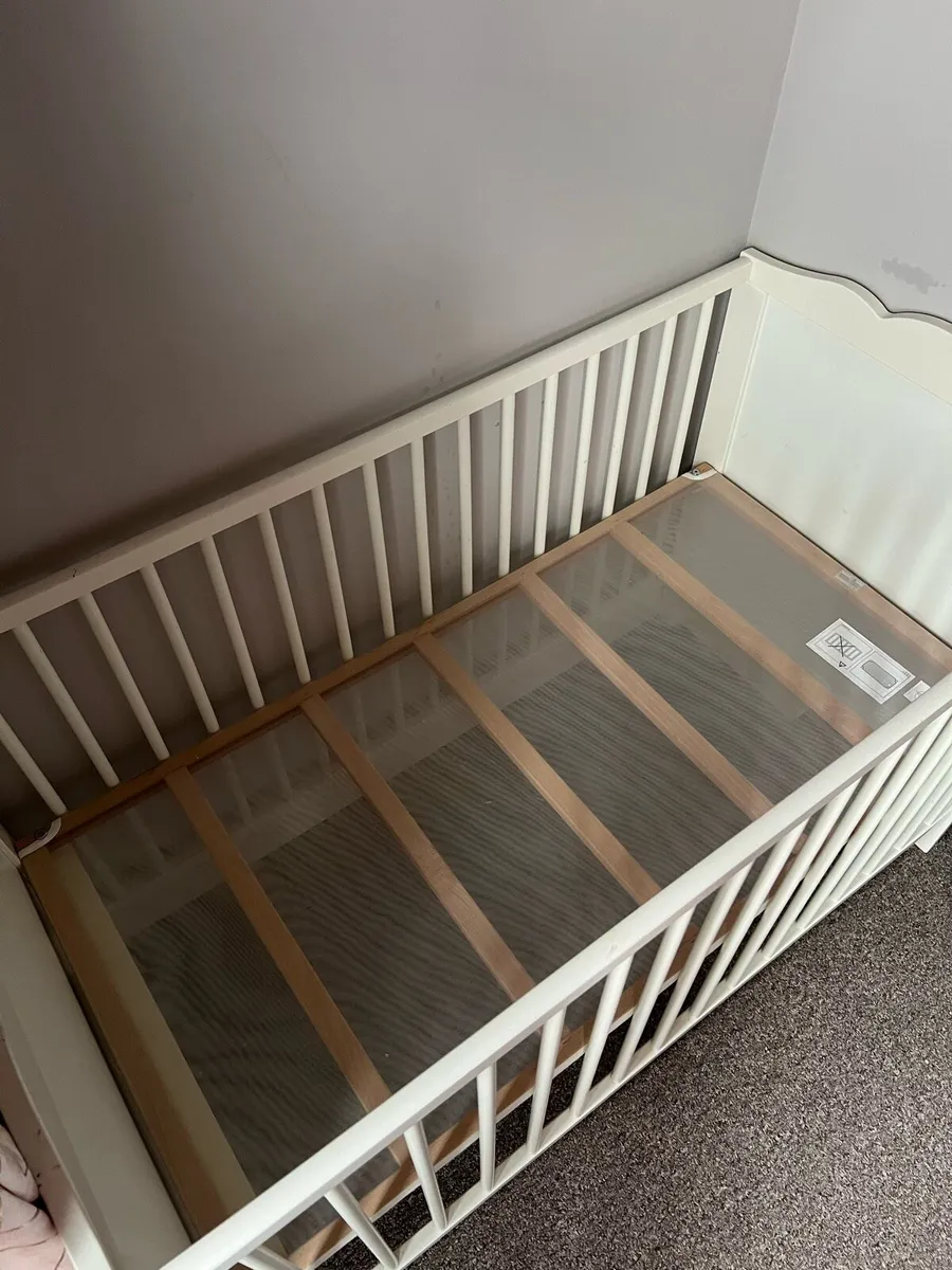 Baby Cot with Mattress 70x140cm - Image 3