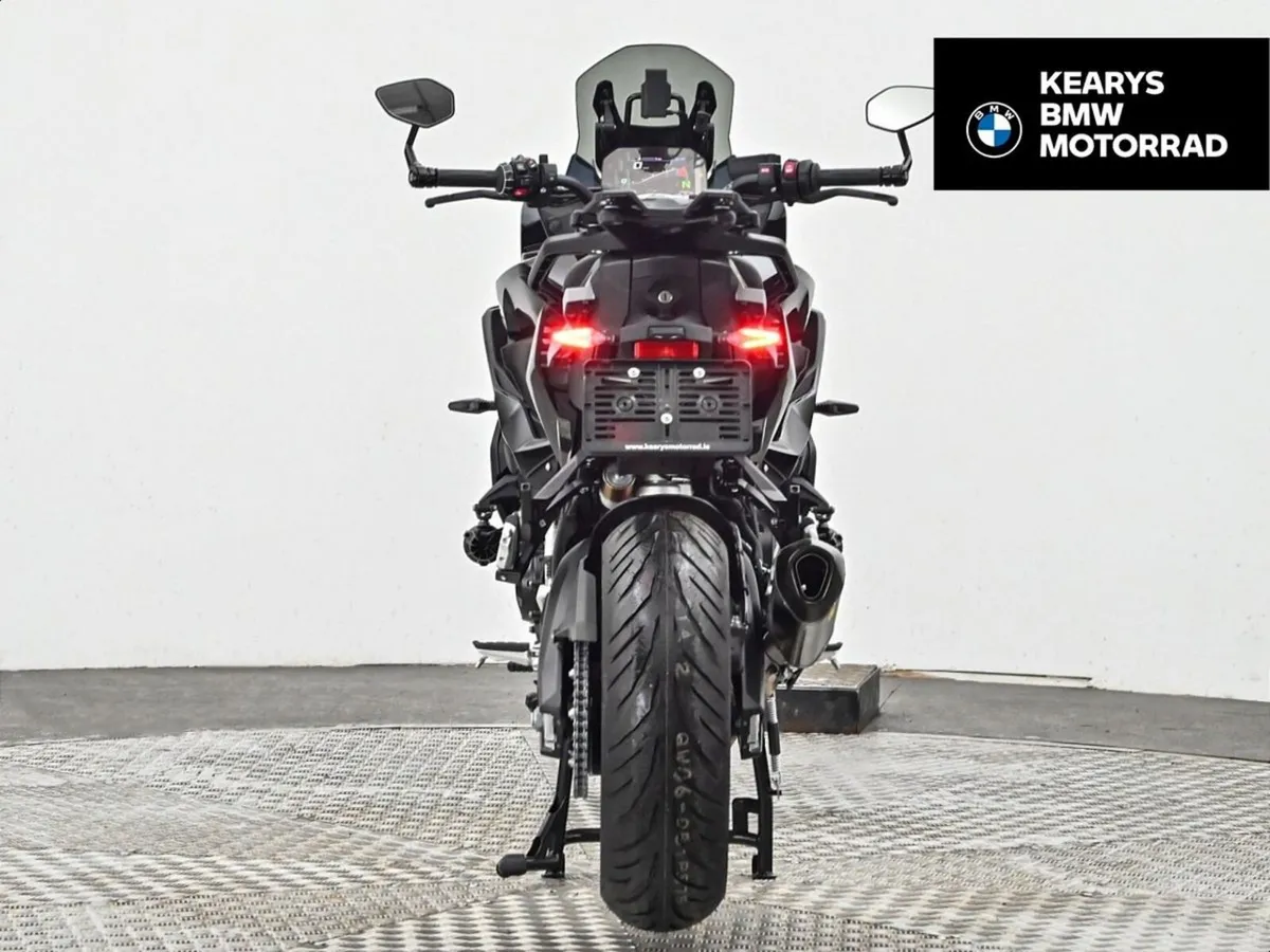 BMW S 1000 XR - Image 4