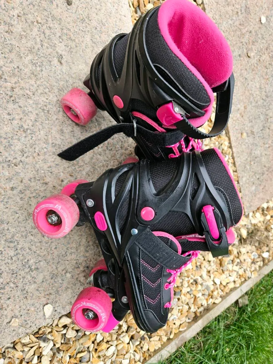 Roller Skates & Heelys - Image 2
