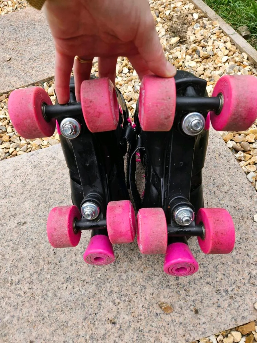 Roller Skates & Heelys - Image 3