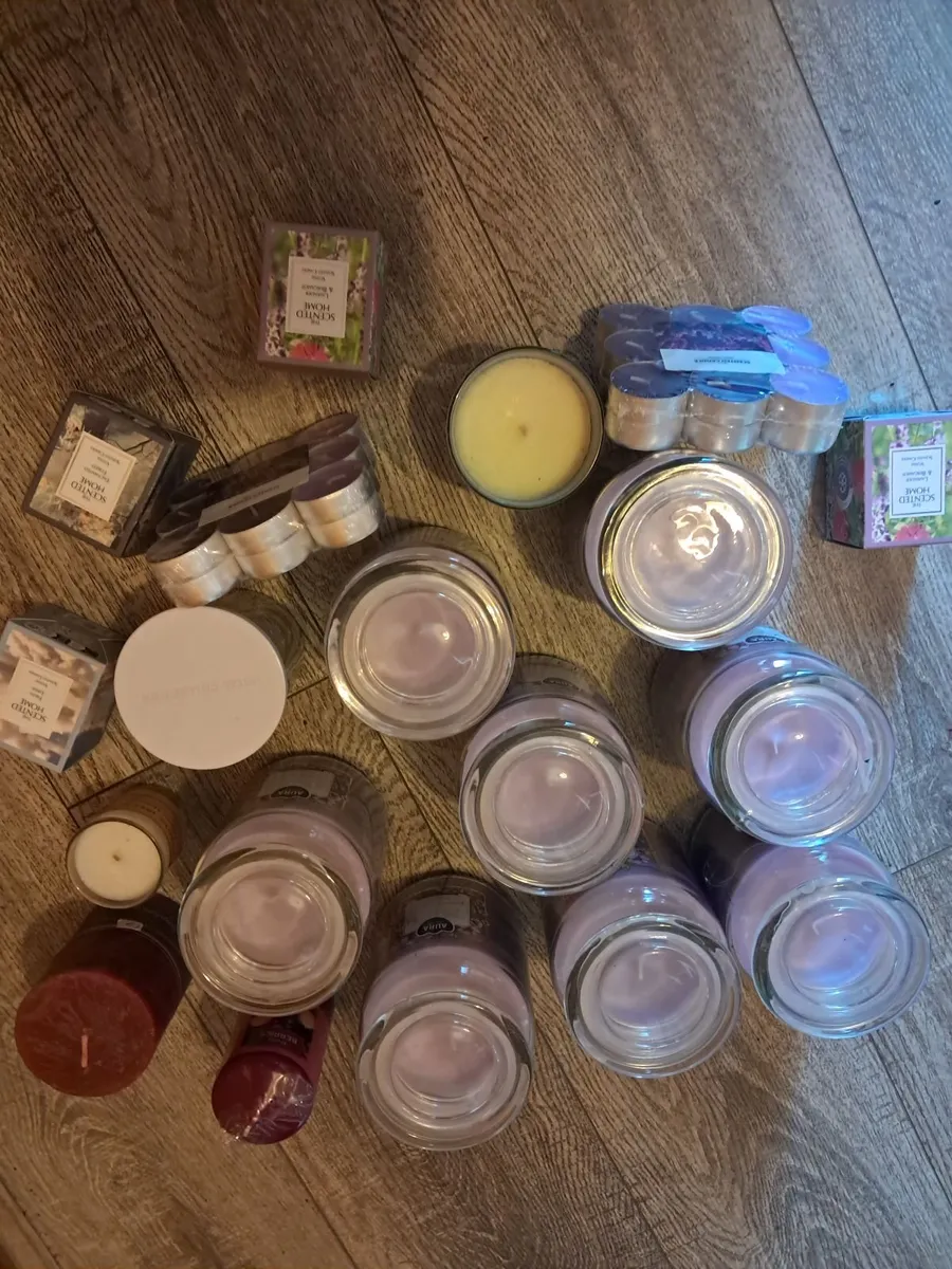 Selling the lot together as a package - Image 1