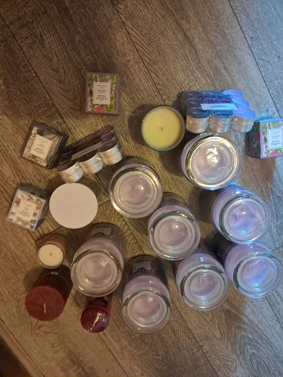 Selling the lot together as a package - Image 4
