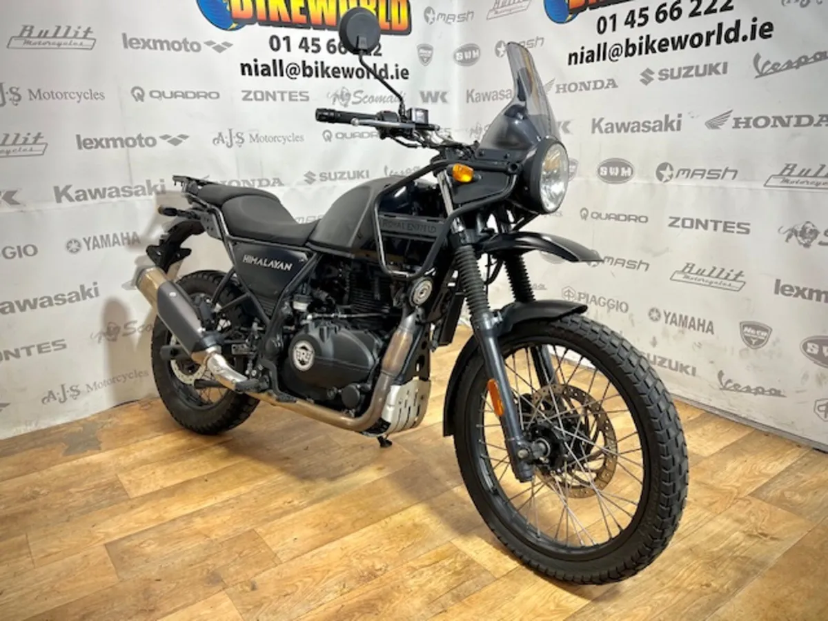 PRE-OWNED Royal Enfield Himalayan 411 2023 - Image 2