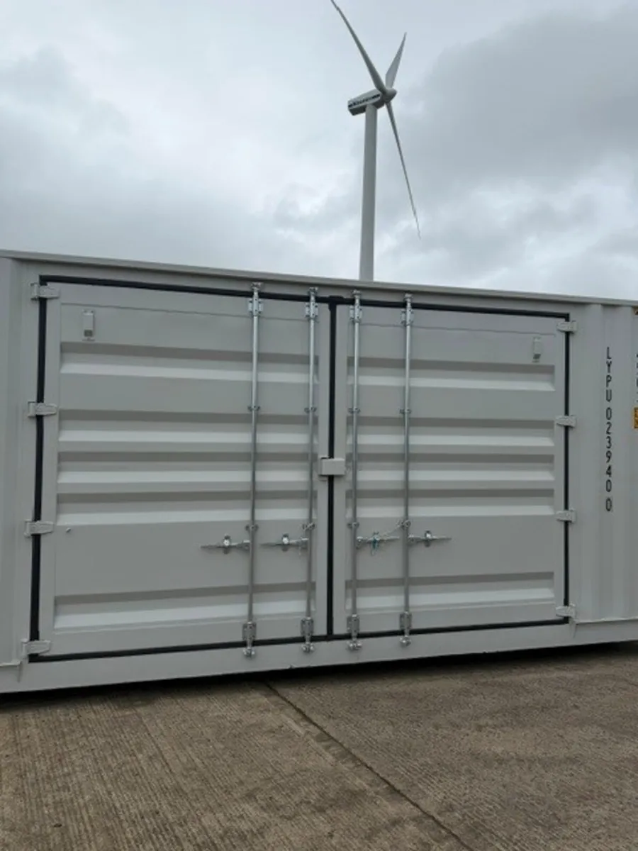 40FT HIGH CUBE CONTAINER - Image 2