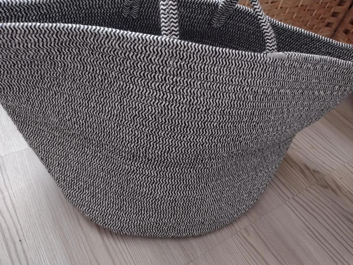 Heavy textured storage basket with handles - Image 4