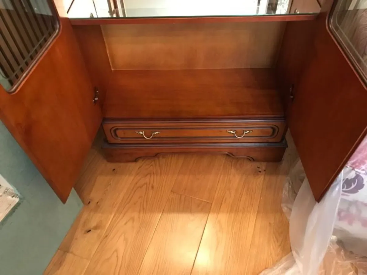 Display cabinet - Image 3