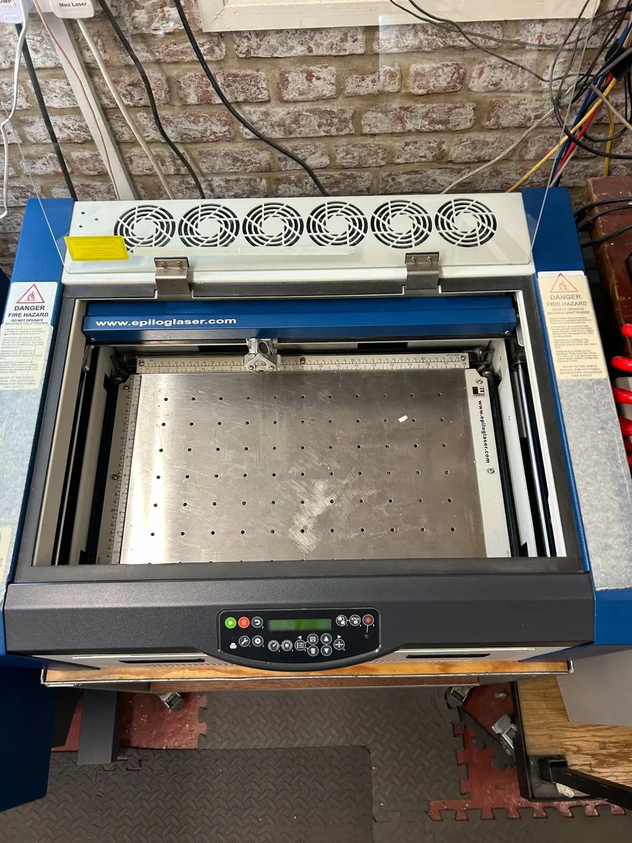 Laser engraving Machine Epilog Mini CO2 30W - Image 2