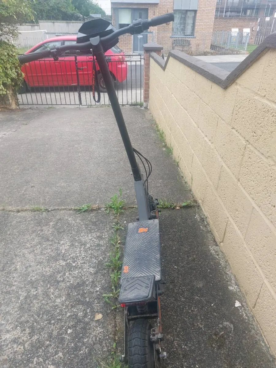 Kukirin G2 electric scooter - Image 3