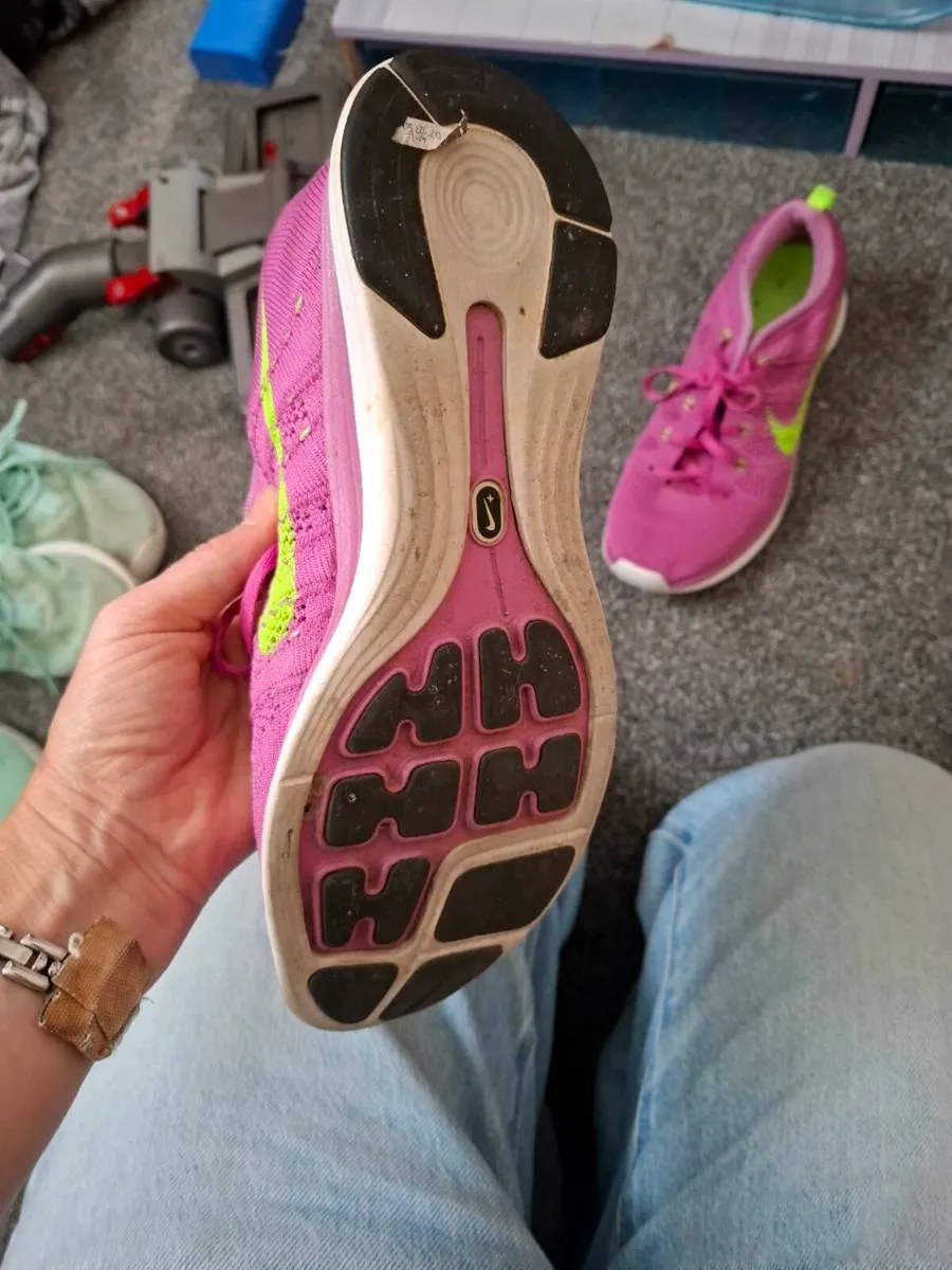 Nike runners uk 5.5 - Image 3