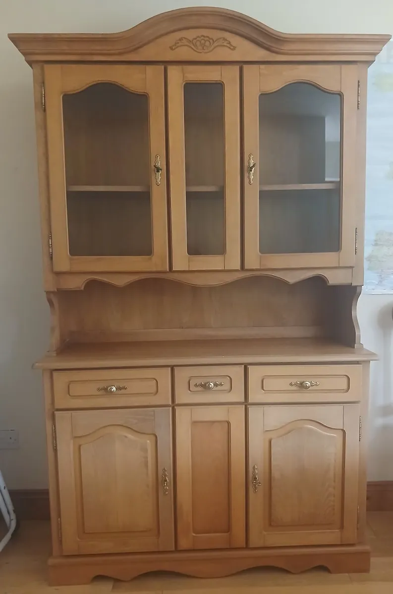 Dresser for Kitchen or Living Room Display Cabinet