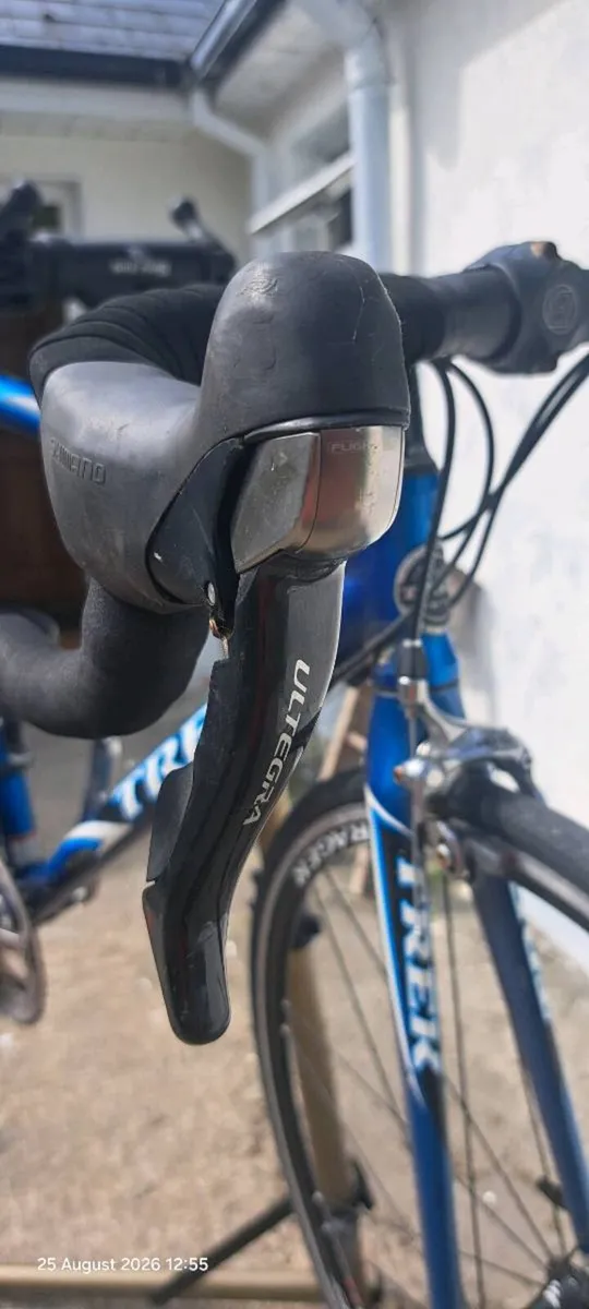 Trek road bike - Image 3