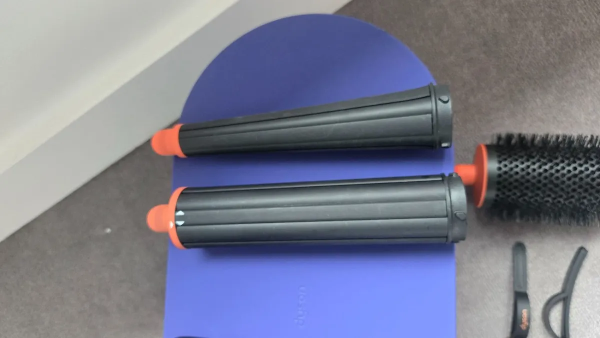 Dyson hair system - need to sell - Image 2