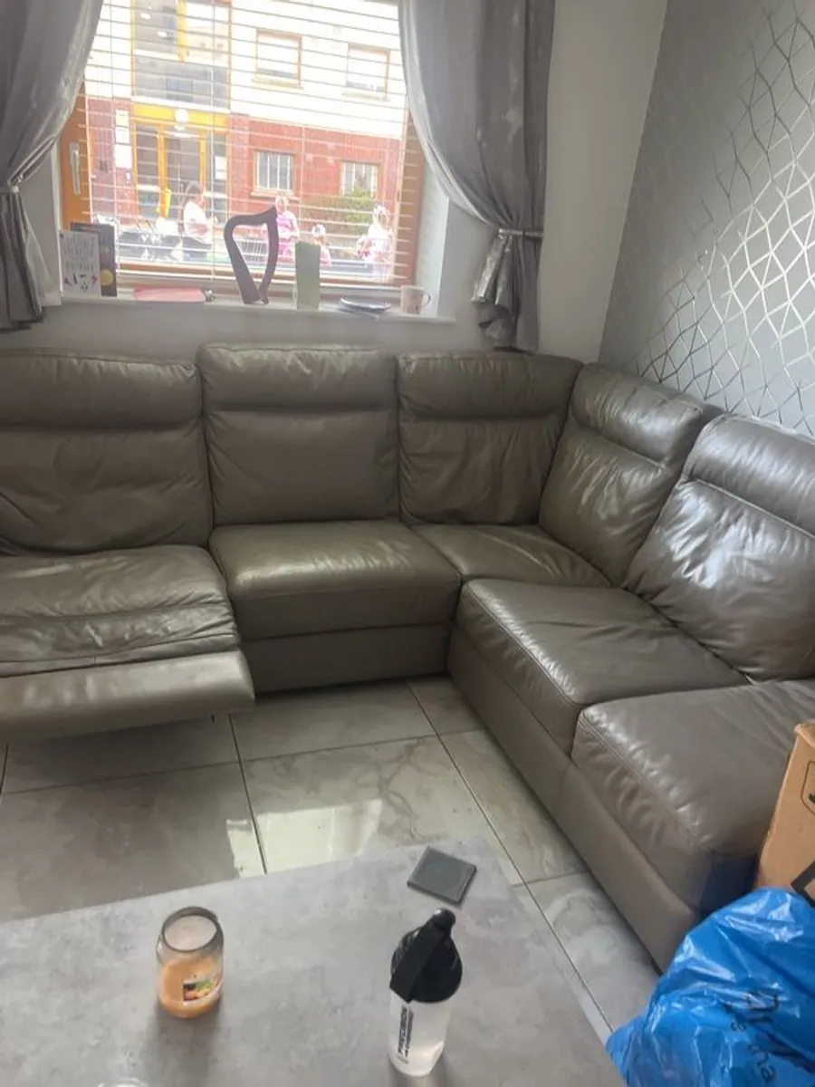 electric recliner sofa - Image 2