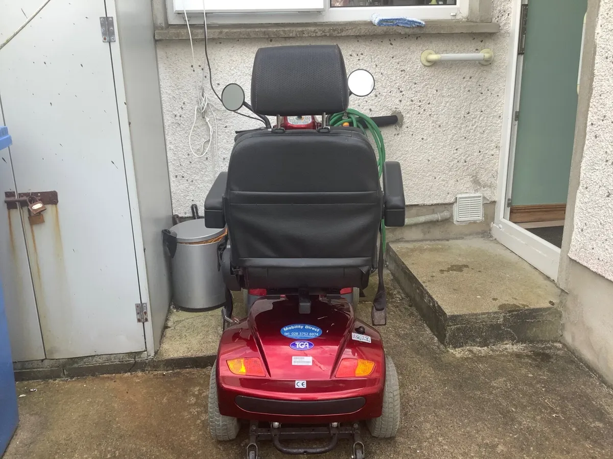 Electric scooter - Image 4