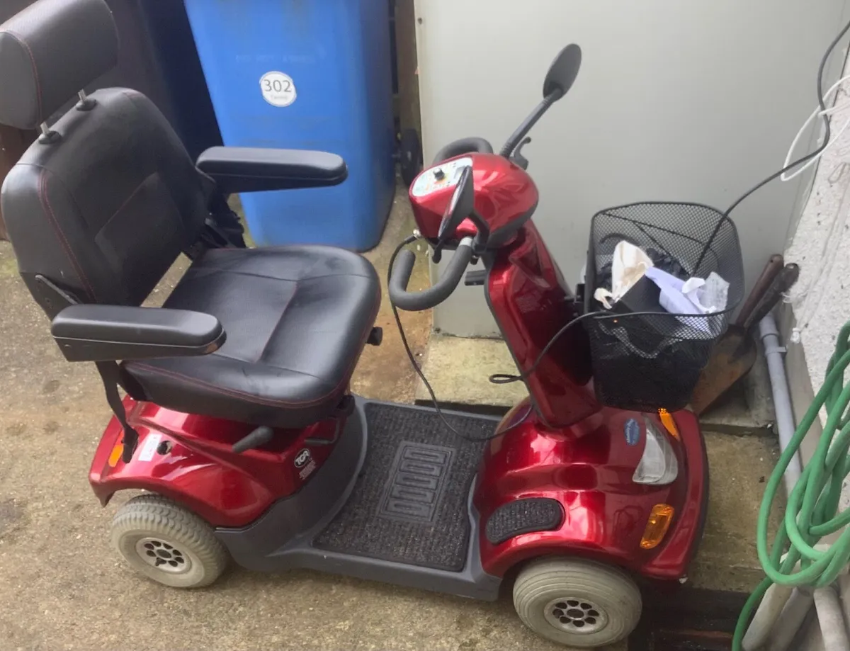 Electric scooter - Image 1