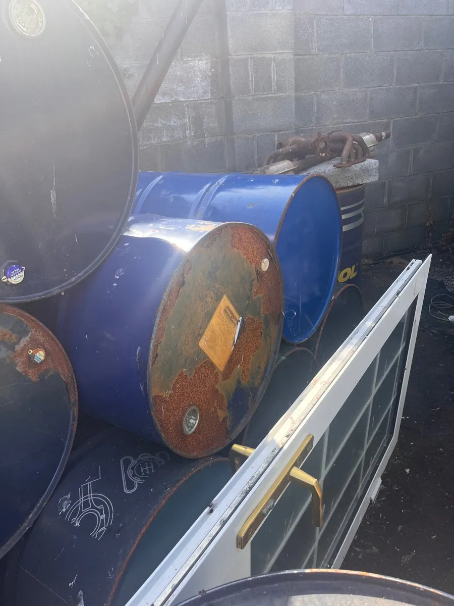 Oil barrels - Image 2