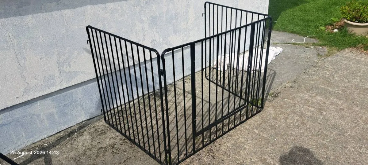 Fire guard - Image 1