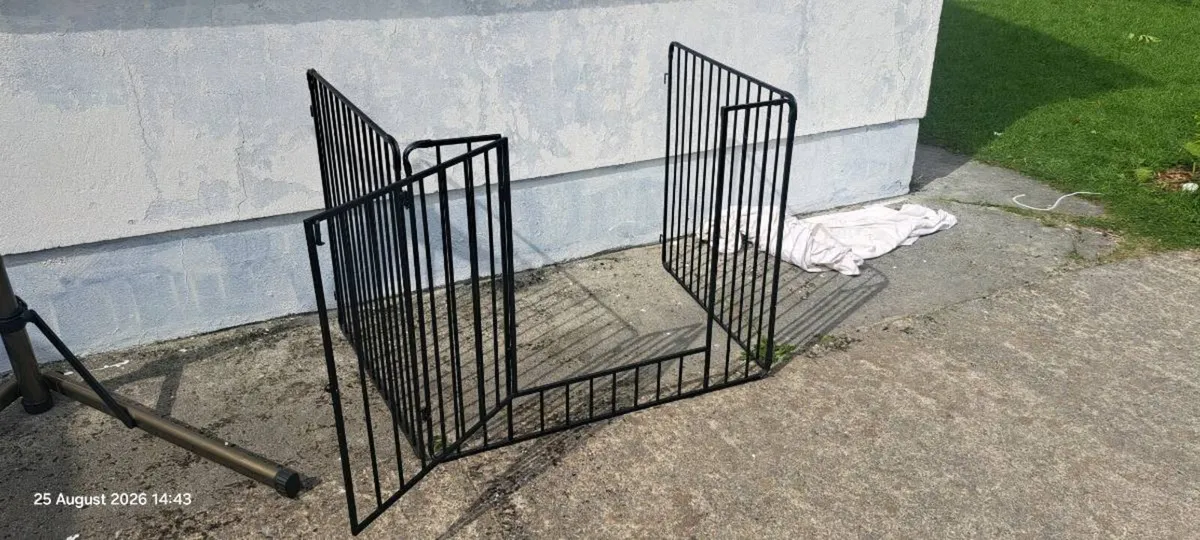 Fire guard - Image 2