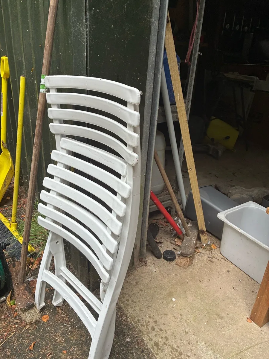 Folding chairs - Image 4
