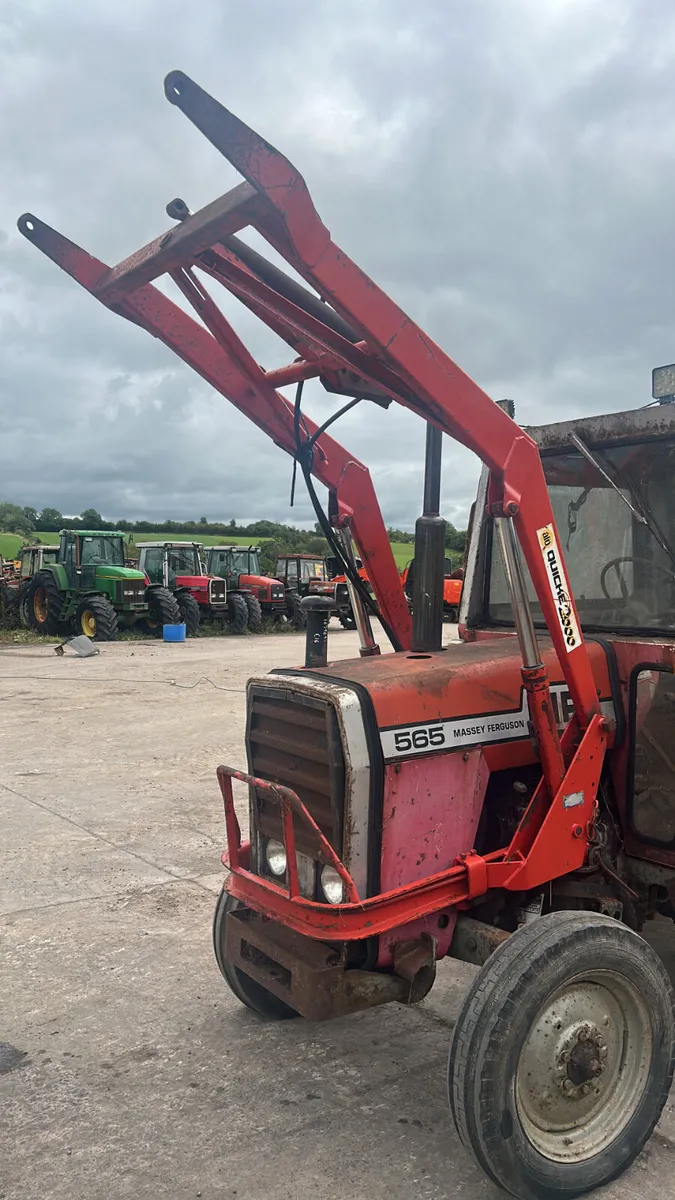 Quicke 2000 LoaderTo Suit 500 Series MF - Image 2