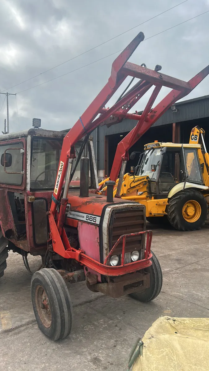 Quicke 2000 LoaderTo Suit 500 Series MF - Image 4