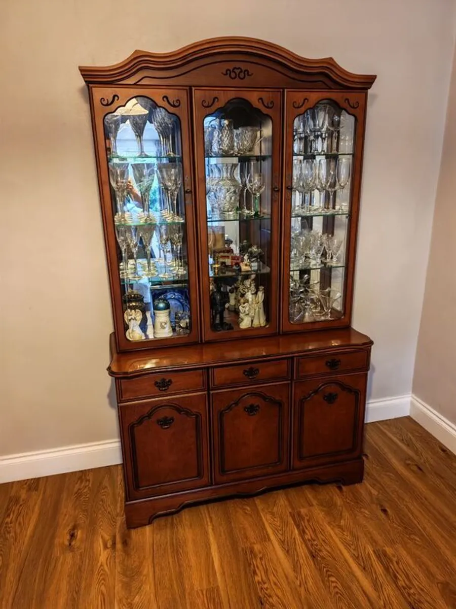 Rossmore Furniture - Image 1