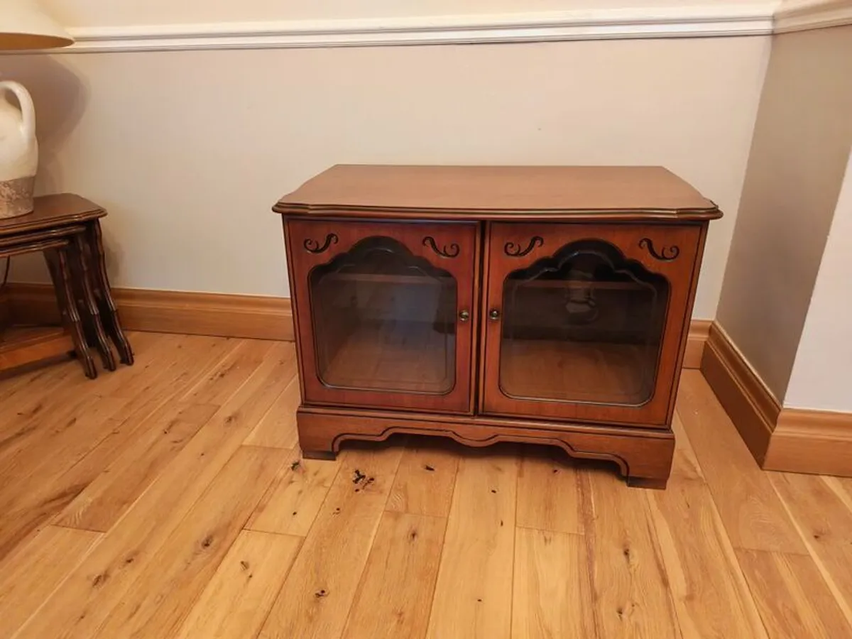 Rossmore Furniture - Image 4