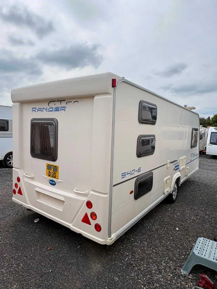 Bailey Ranger GT60 540/6 6 berth Caravan - Image 3