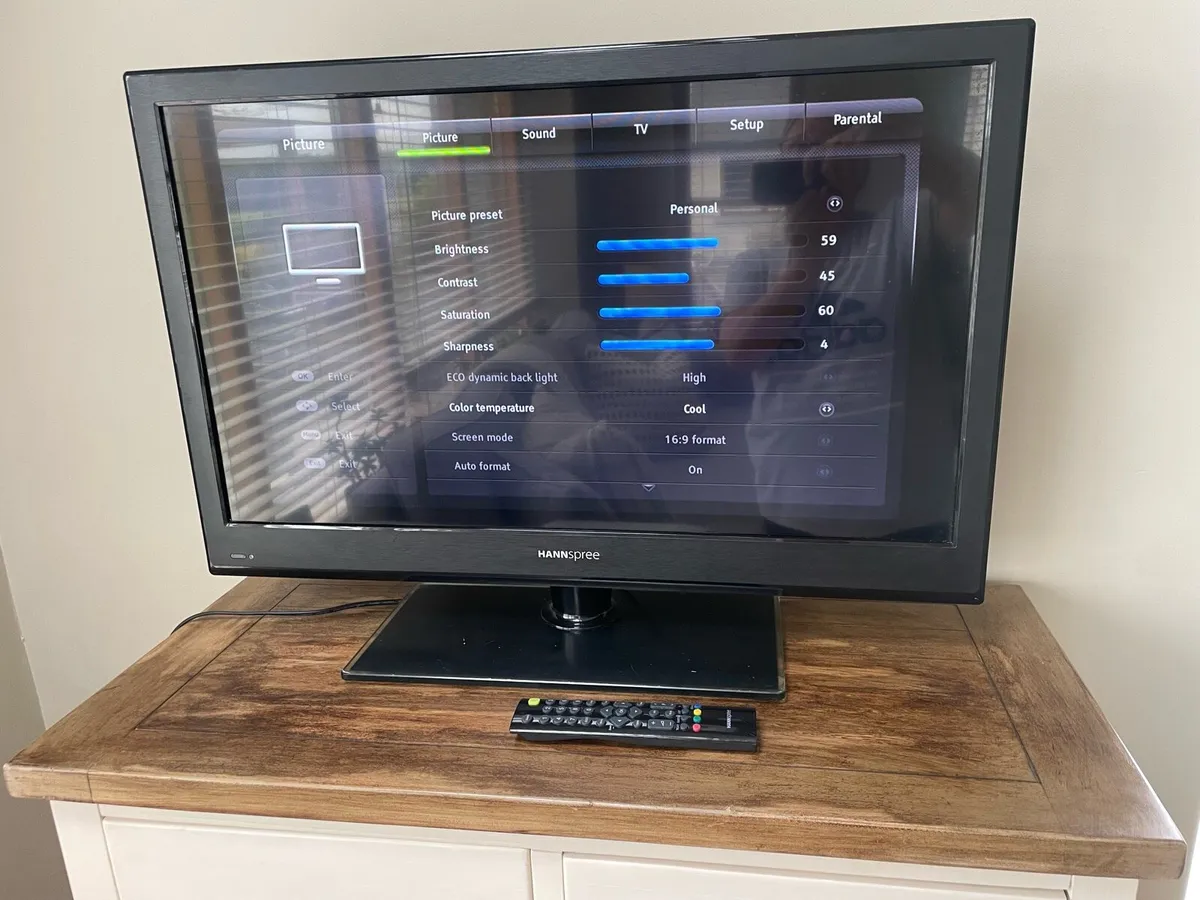Hanspree 32” TV - Image 2
